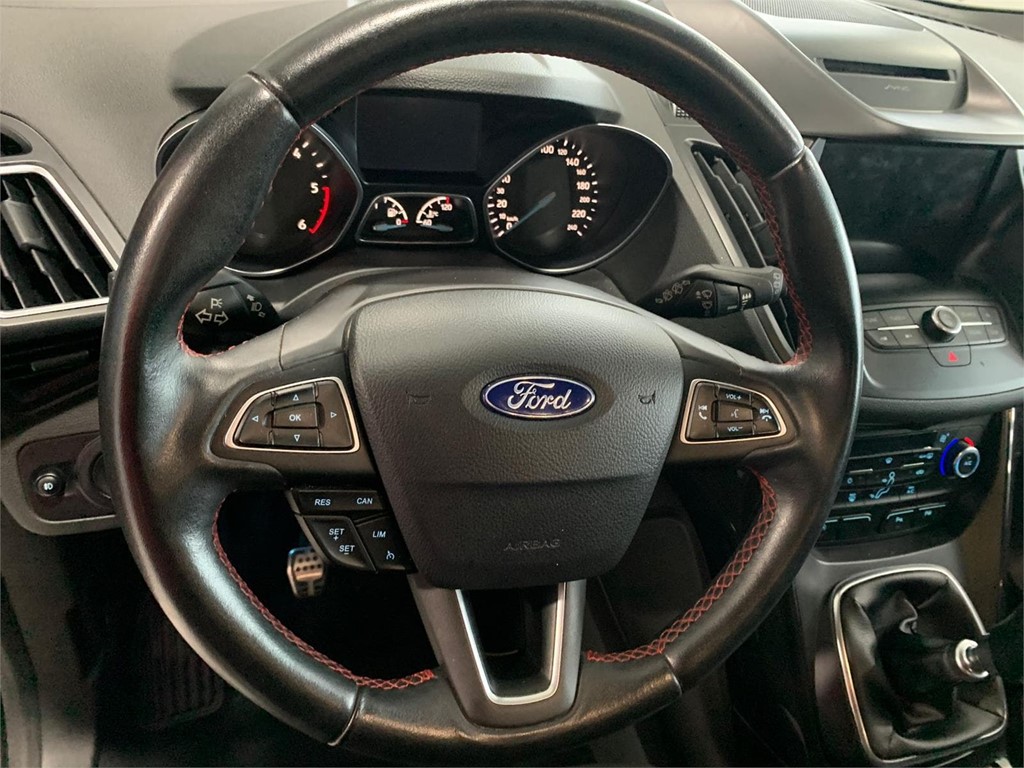 Foto 10 Kuga ST-Line 2.0 TDCI 150cv