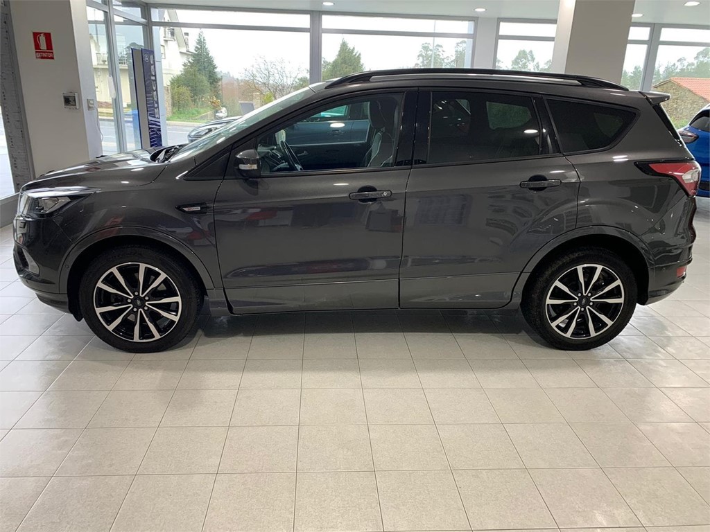 Foto 2 Kuga ST-Line 2.0 TDCI 150cv